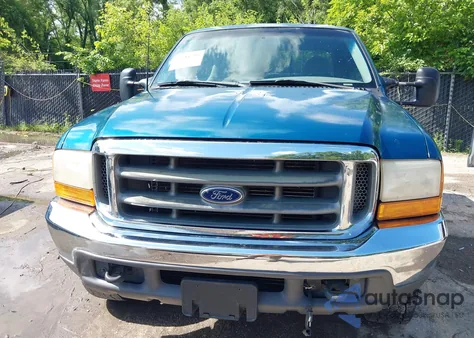 2000 Ford F-250 Lariat/Xl/Xlt from USA, damaged, VIN 1FTNW21F4YEB97952